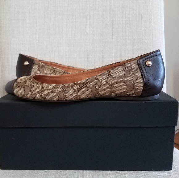 Coach Shoes - Coach Chelsea flats